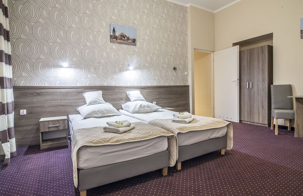 Ferienwohnung Old Town Luxe Retreat - King Bed - Steps To Main Square Krakau Exterior foto